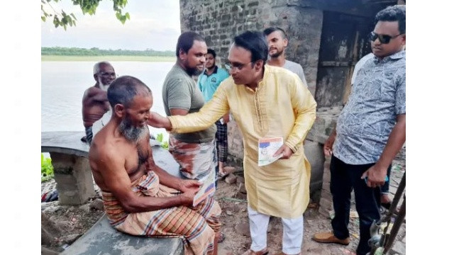 চাঁপাইনবাবগঞ্জ পৌরসভার ৭ নং ওয়ার্ডে গোলাম রাব্বানীর গণসংযোগ